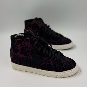 Nike Blazer Mid Women’s Size 6 JCRD Milberry Sneakers Purple Black 749522-500